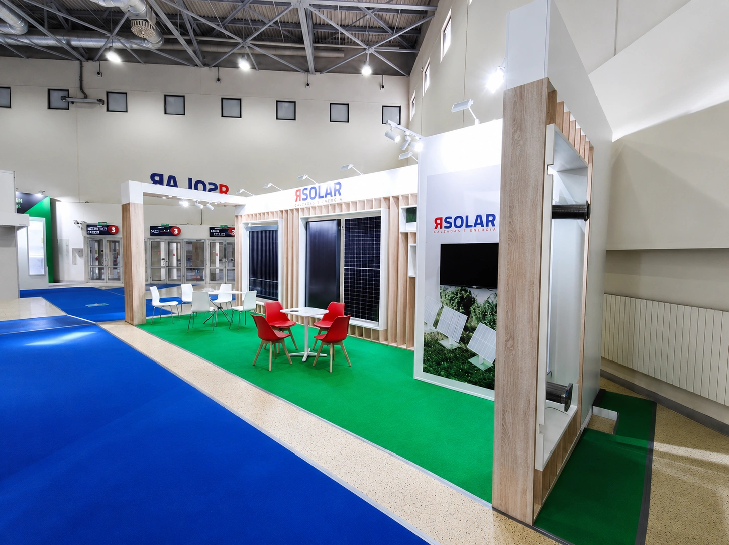Выставочный стенд ЯSolar · Renwex 2021